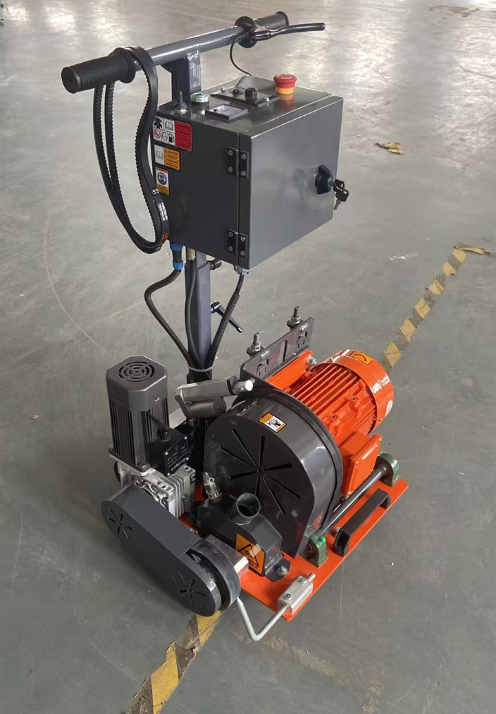 Self-proprlled milling machine 400V